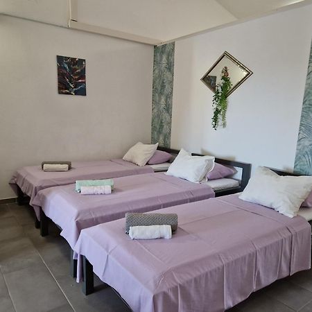 Aurelia Apartments, วีร์ ภายนอก รูปภาพ