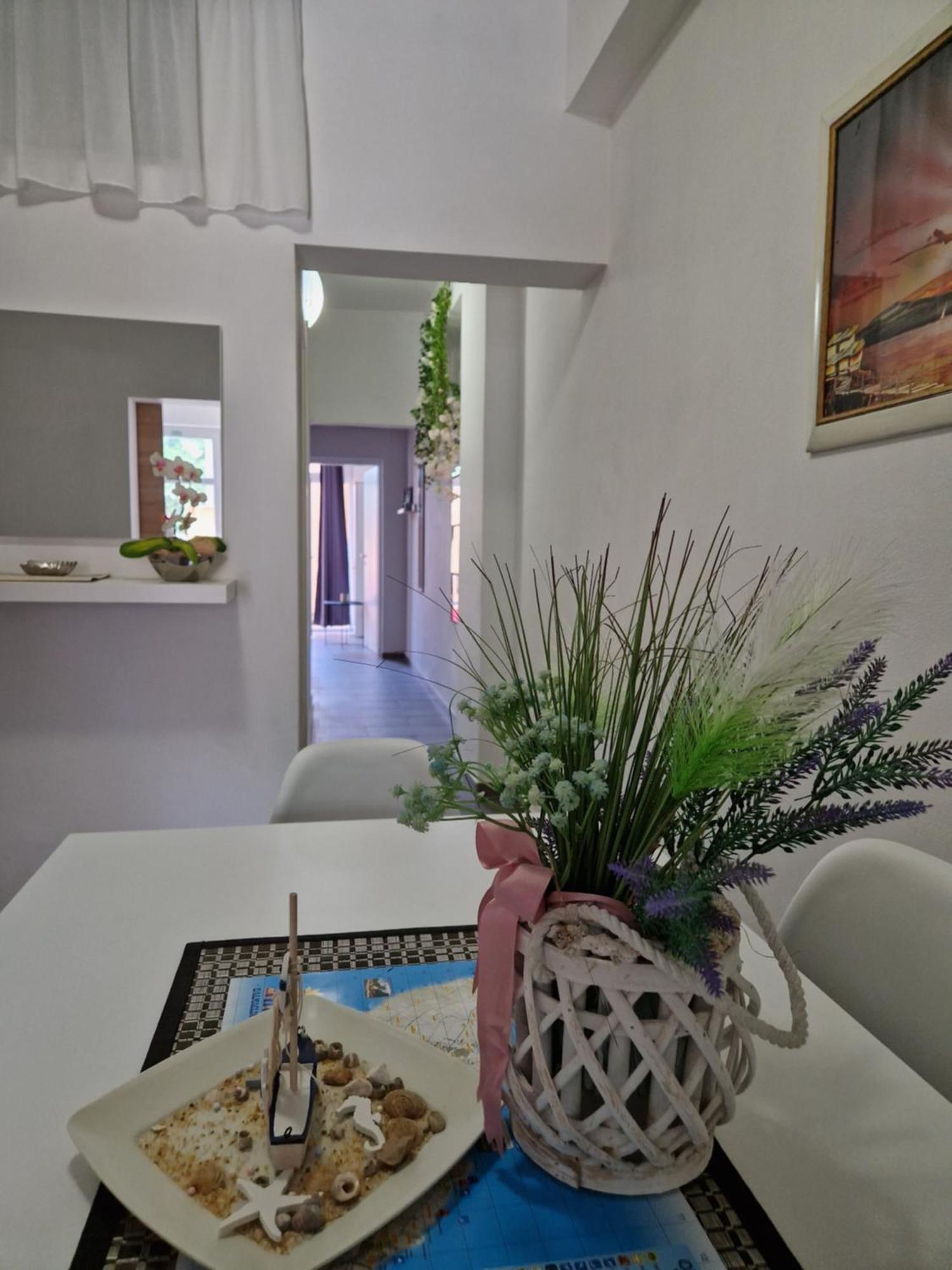 Aurelia Apartments, วีร์ ภายนอก รูปภาพ