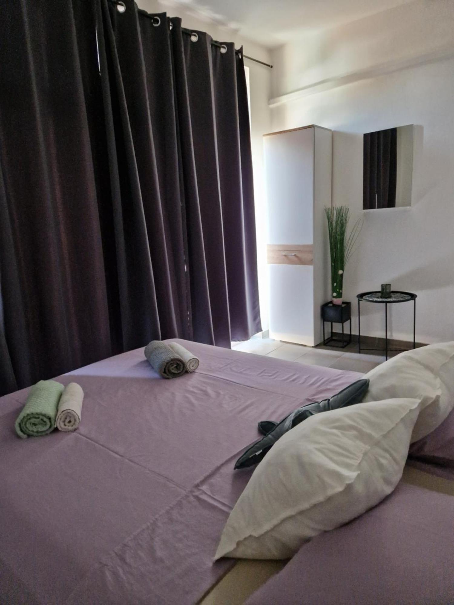 Aurelia Apartments, วีร์ ภายนอก รูปภาพ