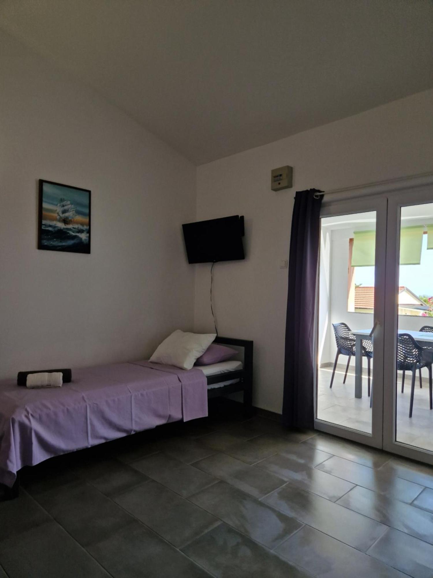 Aurelia Apartments, วีร์ ภายนอก รูปภาพ